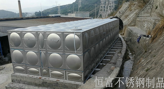 不銹鋼保溫水箱，